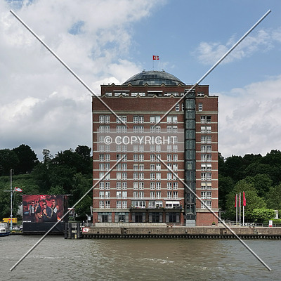 Augustinum by Nephilim