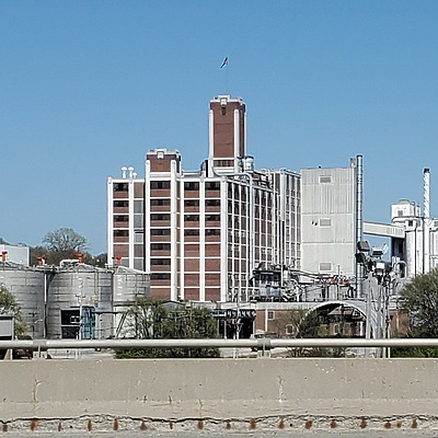 Quaker Oats Mill and Package Building by Ryan Hildebrand
