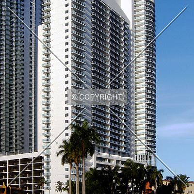 1800 Club by Jorge Molina