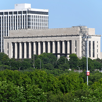 Metro Davidson Courthouse by John W. Cahill
