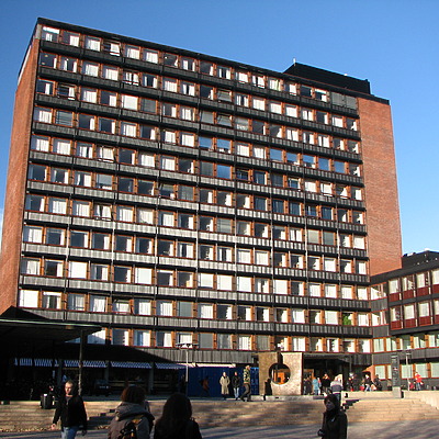 Niels Treschows hus by Kjetil Balog