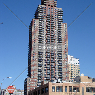 Riverbank West Apartments by Royce Douglas