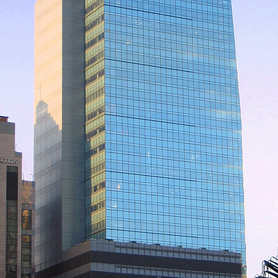 AIG Tower by Wilson Ling