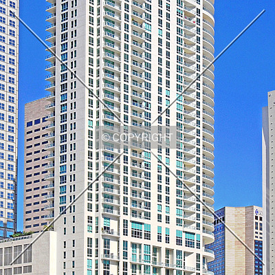 Met 1 by Jorge Molina