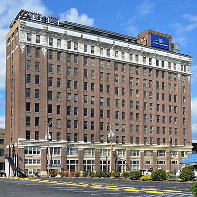 Guaranty Bank and Trust Building by John W. Cahill