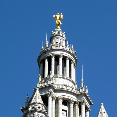 Manhattan Municipal Building by Nate Lindsey