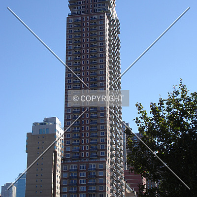 Riverbank West Apartments by Royce Douglas