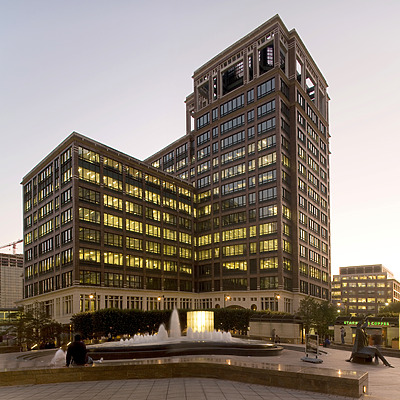 25 Cabot Square by Pavel Toczynski