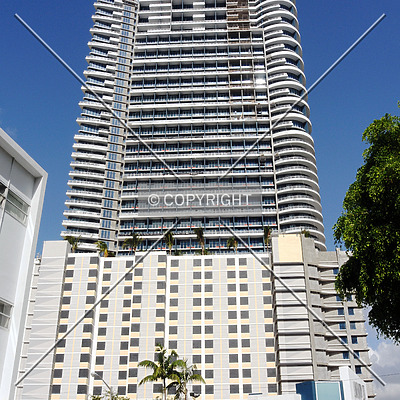 Infinity at Brickell by Jorge Molina