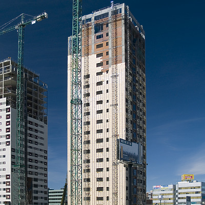 Torre Ámbar by Cesar Serrano