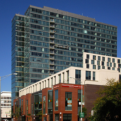 Vantage Oak Park by Daniel Kieckhefer