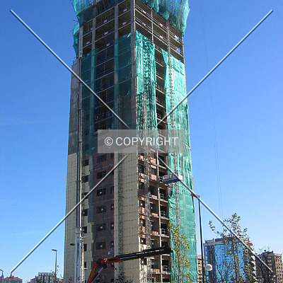 Torre Ámbar by Victor Carcedo