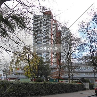 Straße der Republik 17-19 by Nephilim