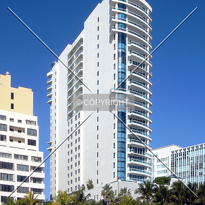 CapoBella Condominium by Jorge Molina