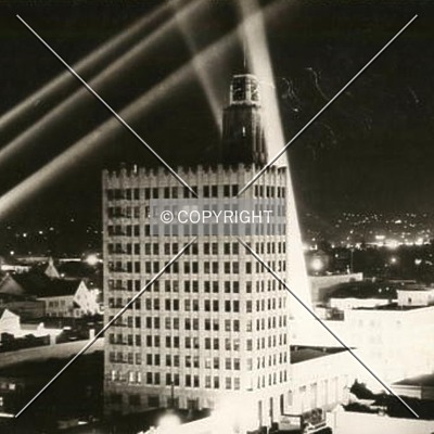 Bay Cities Guaranty Building by Ryan Hildebrand