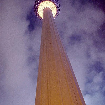 Menara Kuala Lumpur by Edmund Teo