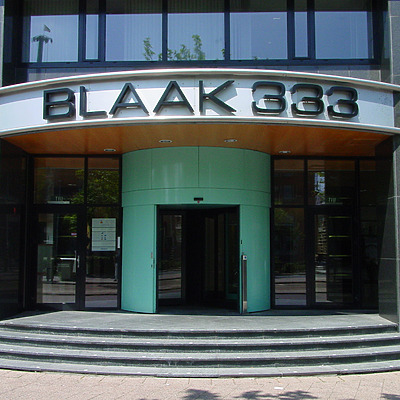 Blaak 333 by Michiel van Dijk