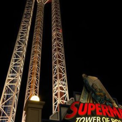 Superman Tower of Power in Arlington - SKYDB