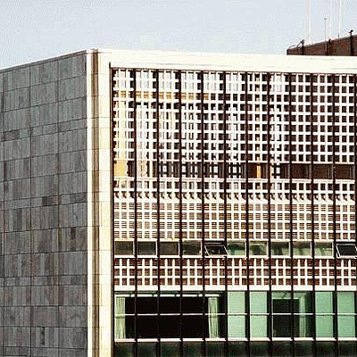 United Nations Secretariat Building by Scott Murphy