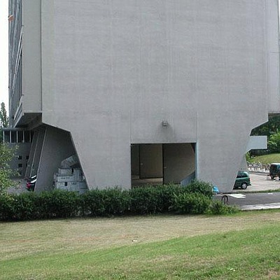 Le-Corbusier-Haus by Cesar Serrano