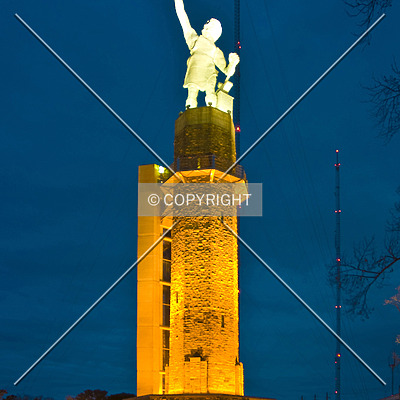 Vulcan Statue by Jorge Molina