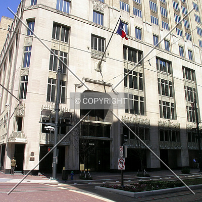 JPMorgan Chase Building by Serdica