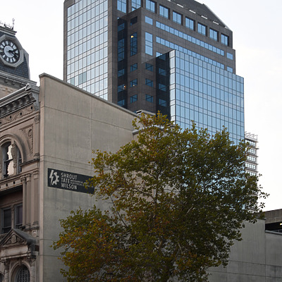 E.ON U.S. Center by John W. Cahill