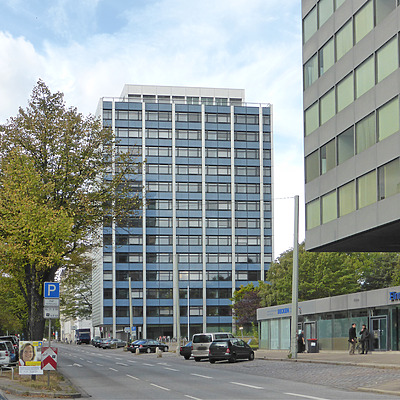 Esplanade 39 by Der Hamburger