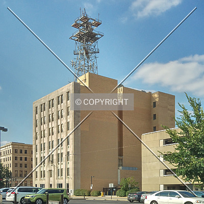 AT&T Building by Ryan Hildebrand