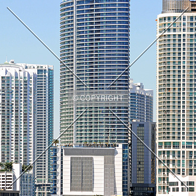 Epic Residences & Hotel by Jorge Molina