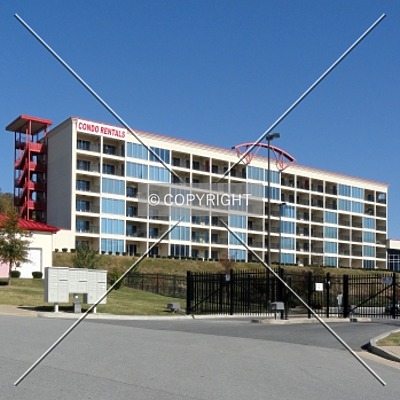 Race Day Center II by Chris Patriarca