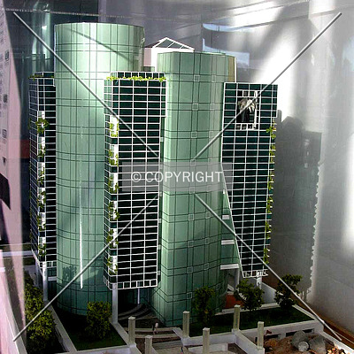 Edificio Corporativo Roca by Luis Ibáñez