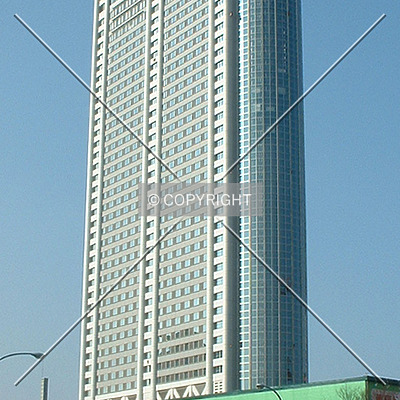 Tokyo Dome Hotel by Andrew Stewart