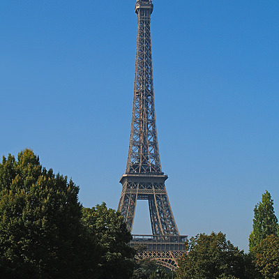 Tour Eiffel by Cesar Serrano