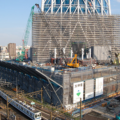 Tokyo Sky Tree by Kevin Hemphill