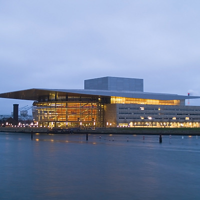 Opera House by Cesar Serrano