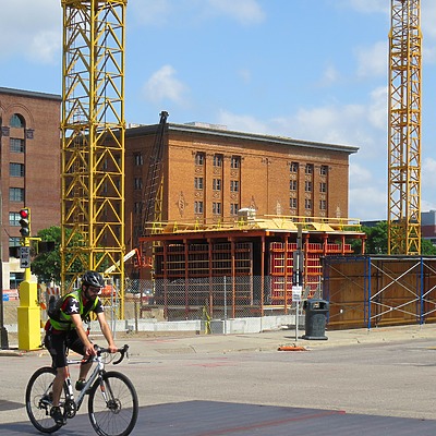 Wells Fargo 600 Tower by James Peacock