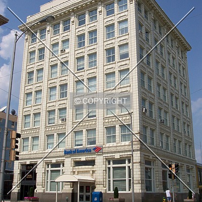 Bank of America Building by Ryan Hildebrand