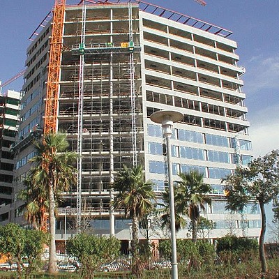 Torre Diagonal Mar by David Guija