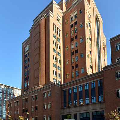 Albert V. Bryan United States Courthouse by John W. Cahill
