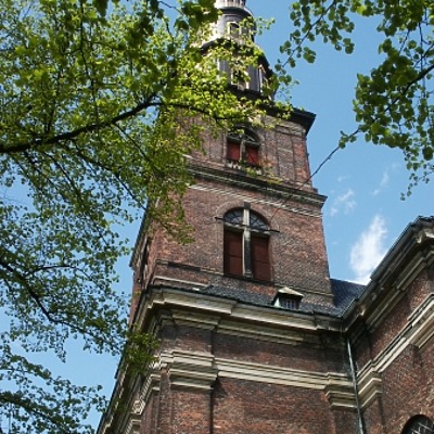 Vor Frelsers Kirke by Daniel Kieckhefer
