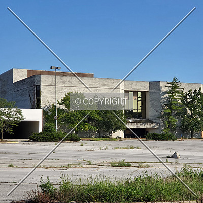 Jamestown Mall by Ryan Hildebrand