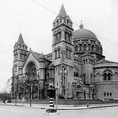 Cathedral Basilica of Saint Louis by Unknown