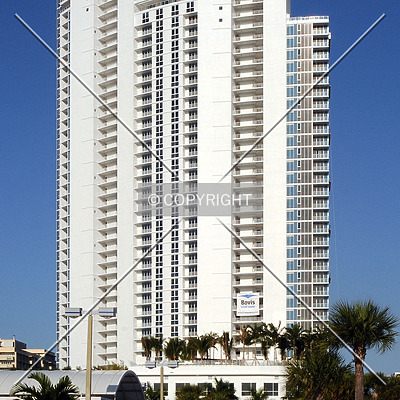 Paramount Bay at Edgewater Square by Jorge Molina