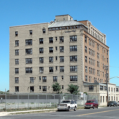 Kingsley Arms Apartments by John Cahill