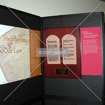 Alabama State Capitol by Chris Patriarca