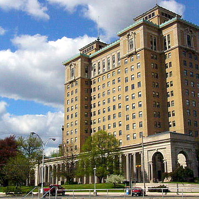 Hart-Dole-Inouye Federal Center by Garrett Stout