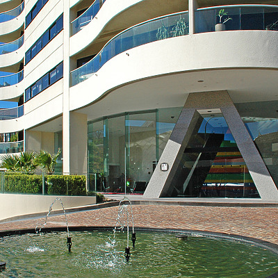 Horizon Apartments by John Bek