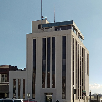 Bank of America Building by Ryan Hildebrand