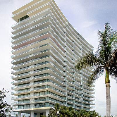 Apogee South Beach by Jim Schwartz